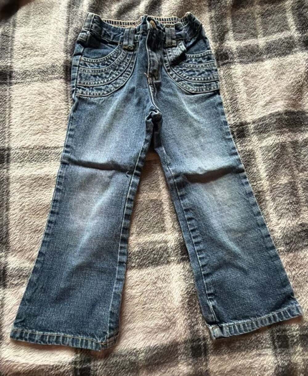 Old Navy Toddler Girls Flare Jeans with Decorative Pockets, Size 4T